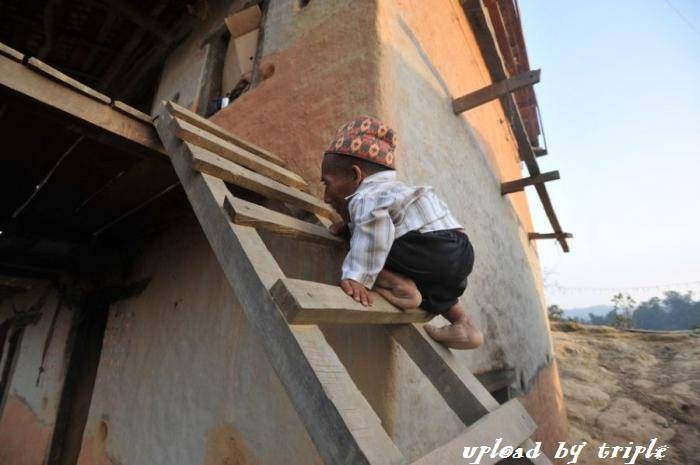 單頭身 超矮人 [18P]