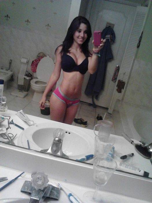 Angie Varona 7