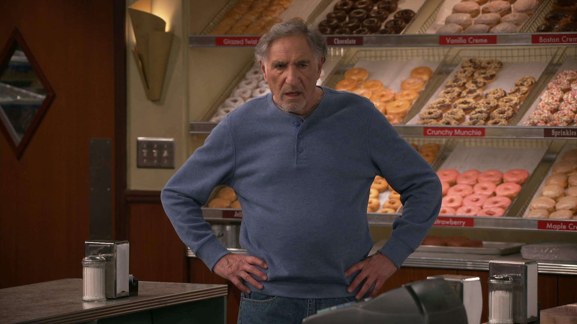 Superior Donuts S02E17 1080p HDTV X264-DIMENSION Superior Donuts S02E17 1080p HDTV X264-DIMENSION