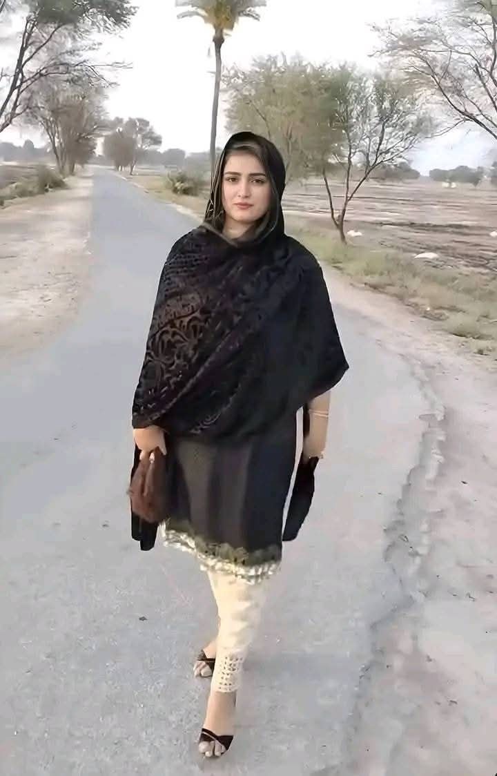 Aslam kee ghrr kee randiya-adultery chudai desi